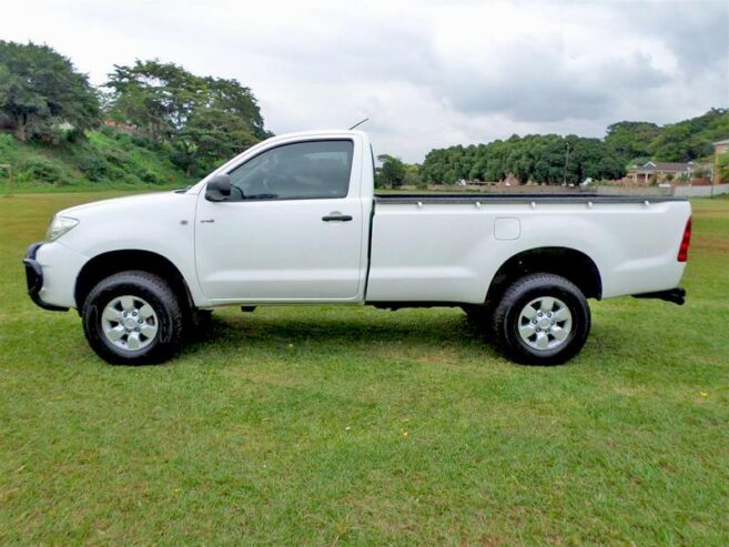 2014 Toyota Hilux 2.5D4D SRX Single Cab For Sale