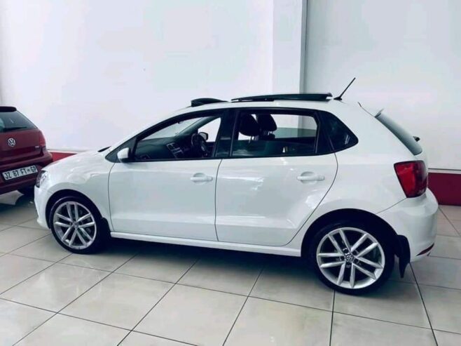 VOLKSWAGEN POLO 1.2TSI HIGHLINE