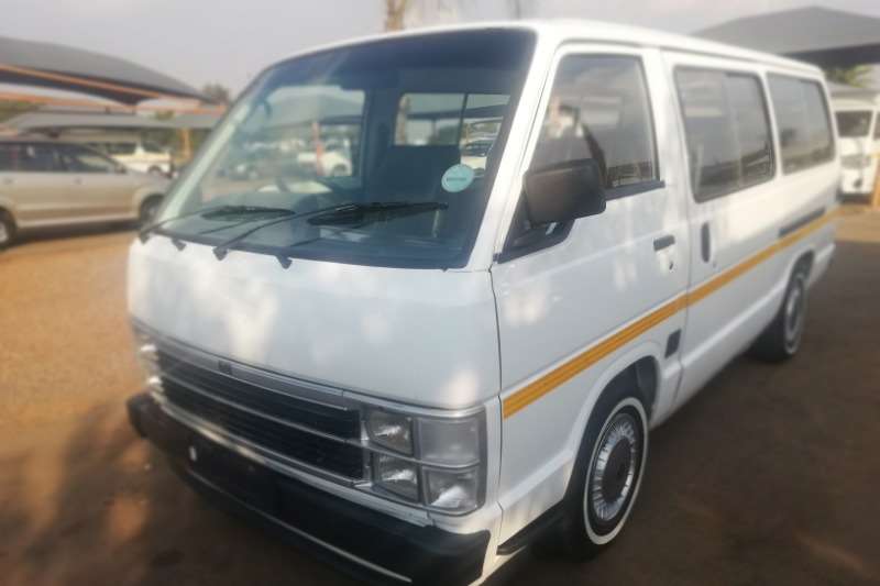 Toyota Hi-Ace 2200 Siyaya