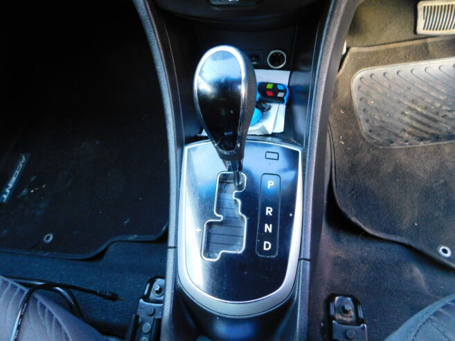 2012 Hyundai Accent 1.6 Sedan Auto Fluid 80,000km Automatic